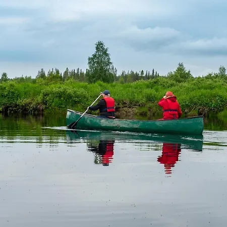 Erae 26, Kahden Makuuhuoneen Kelomoekki Syoetteellae Valaistun Ladun Vieressae 度假居 *