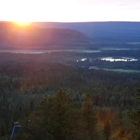 度假居 Erae 26, Kahden Makuuhuoneen Kelomoekki Syoetteellae Valaistun Ladun Vieressae 索特